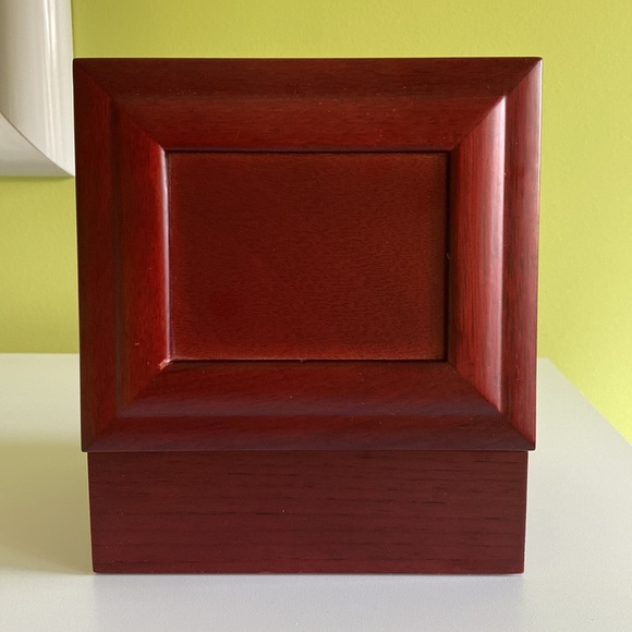 Storage Keepsake Award Jewelry Watch Mahogany Hinged Wood Felt Lined Box w frame - Picture 3 of 12